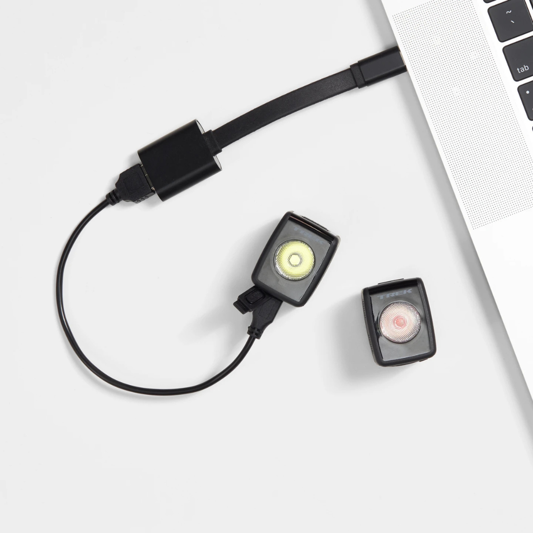 Farol de bicicleta Ion 200 RT