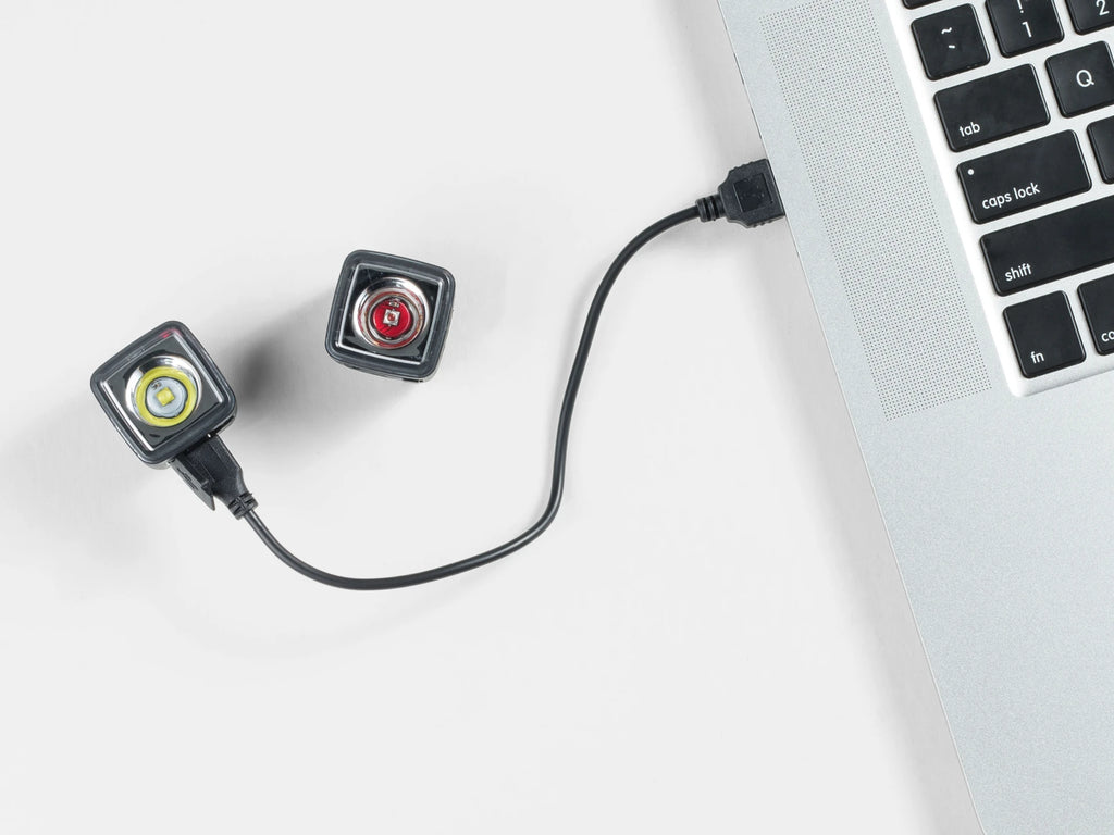 Conjunto de Farol e Lanterna Trek Ion 100 R/Flare R