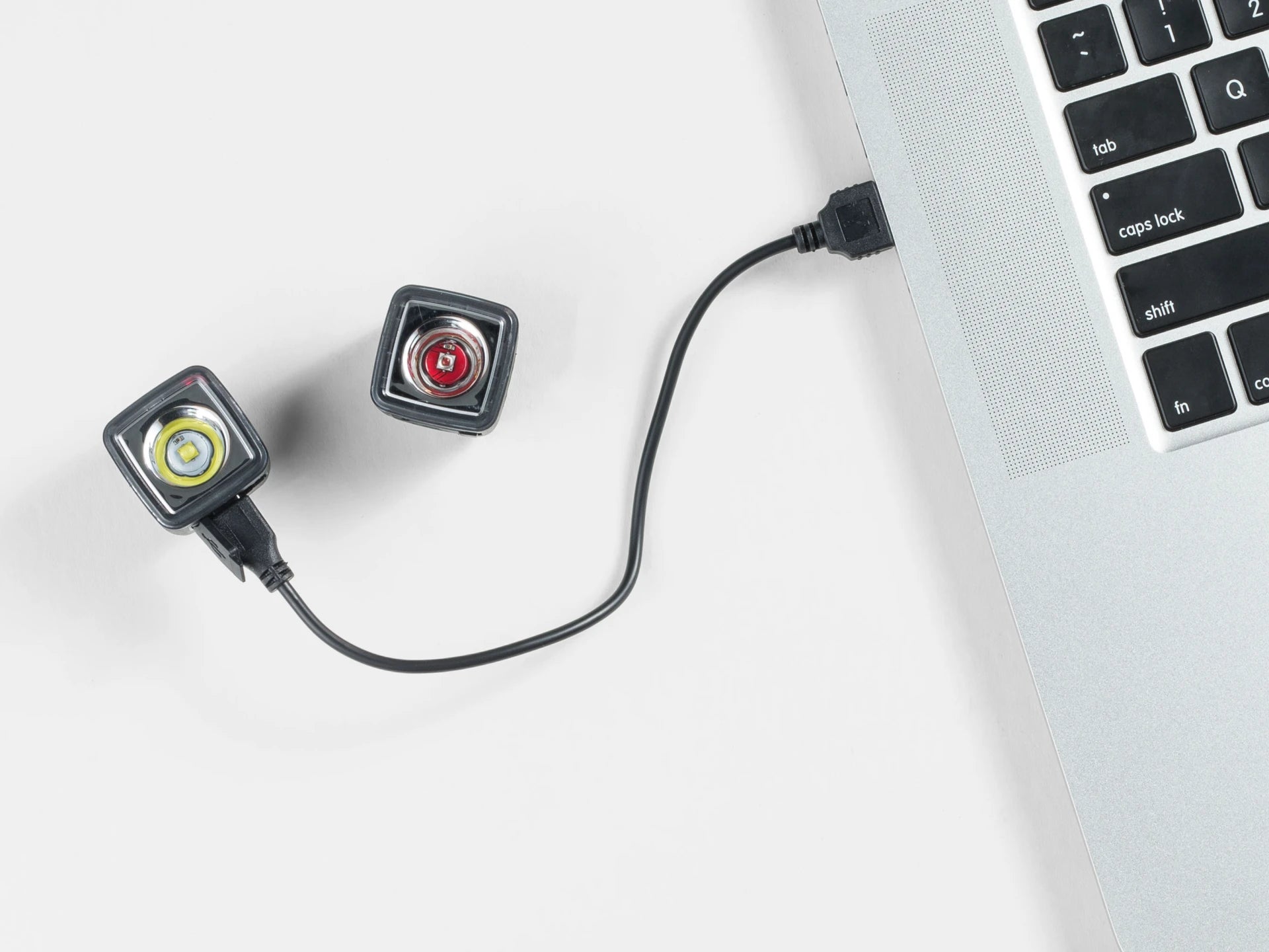 Conjunto de Farol e Lanterna Trek Ion 100 R/Flare R